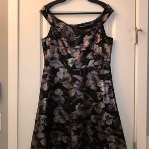 NWT Rickis boat neck metallic grey/black dress